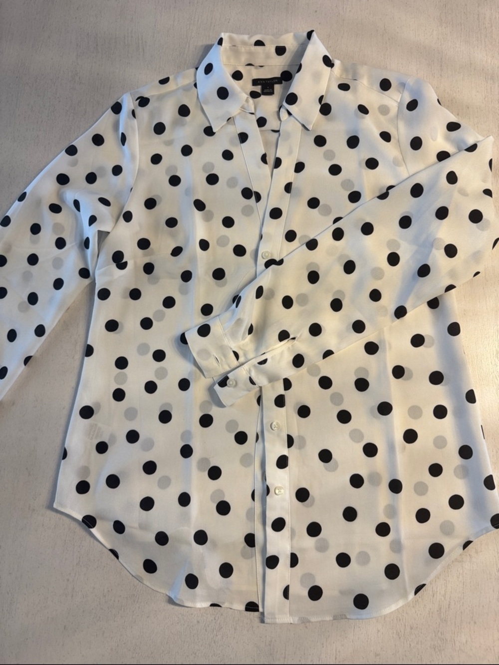 Ann Taylor Polka Dot Button-Down Blouse in White and Black